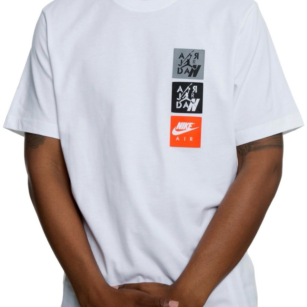 Air Jordan 4 Legacy Woven Labels T-Shirt 'White' - Picture 1 of 5